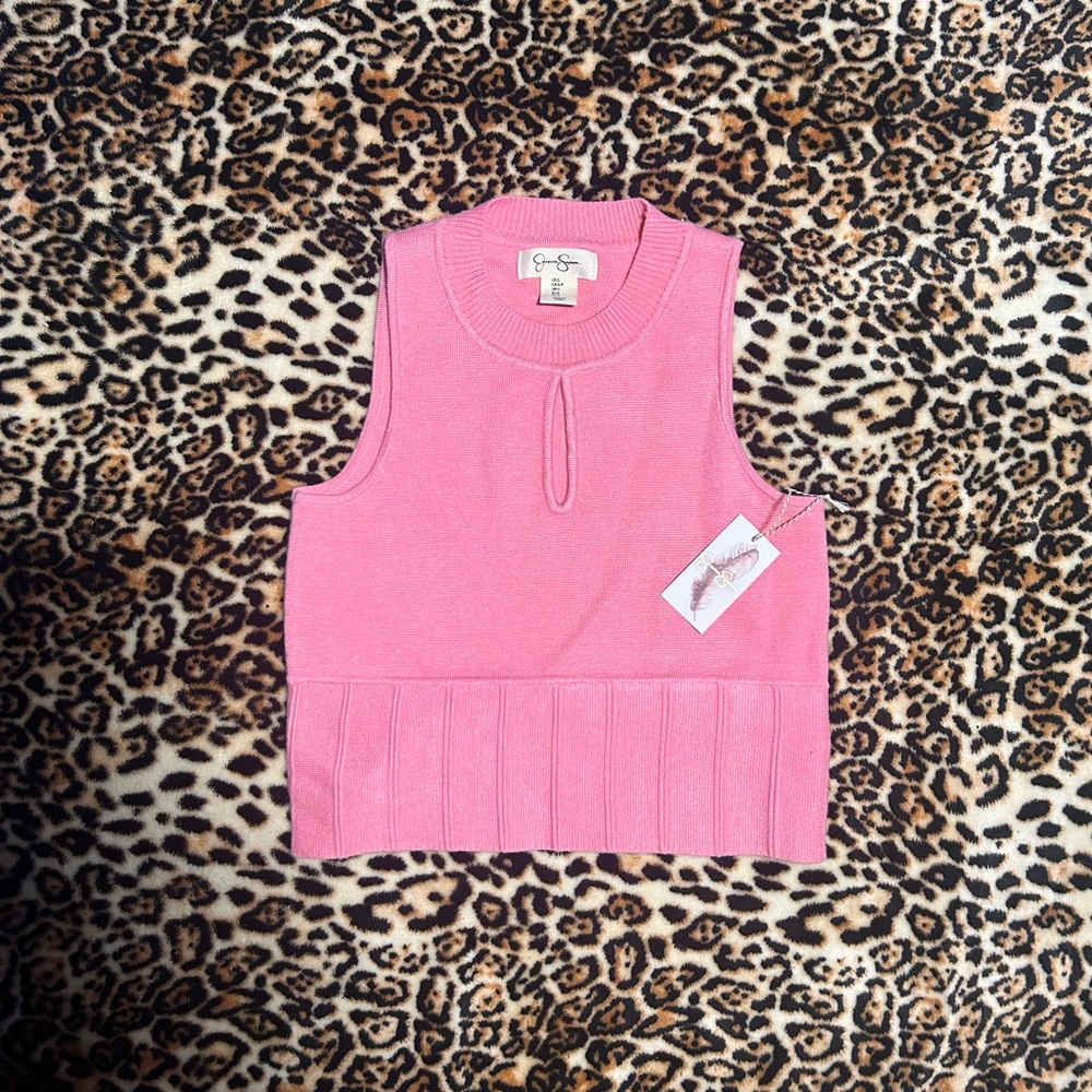 Jessica Simpson vest🌸